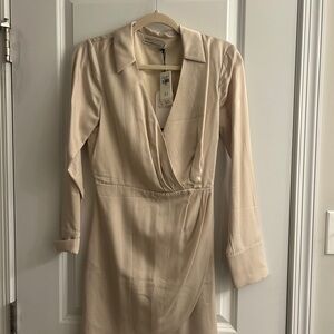 Neutral long sleeve short dress